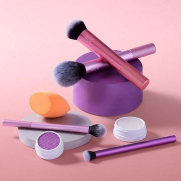 Everyday Essentials Makeup Brush Set with Bonus Miracle Complexion Sponge